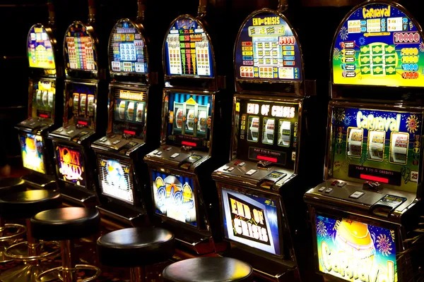 878bet 878bet-এ লাইভ টেবিল ও স্লট একসাথে